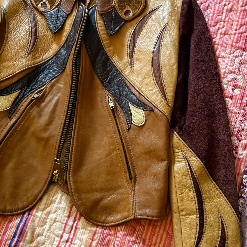 1970s Vintage Original East West Musical Instruments Leather Jacket - Picture 13 of 16